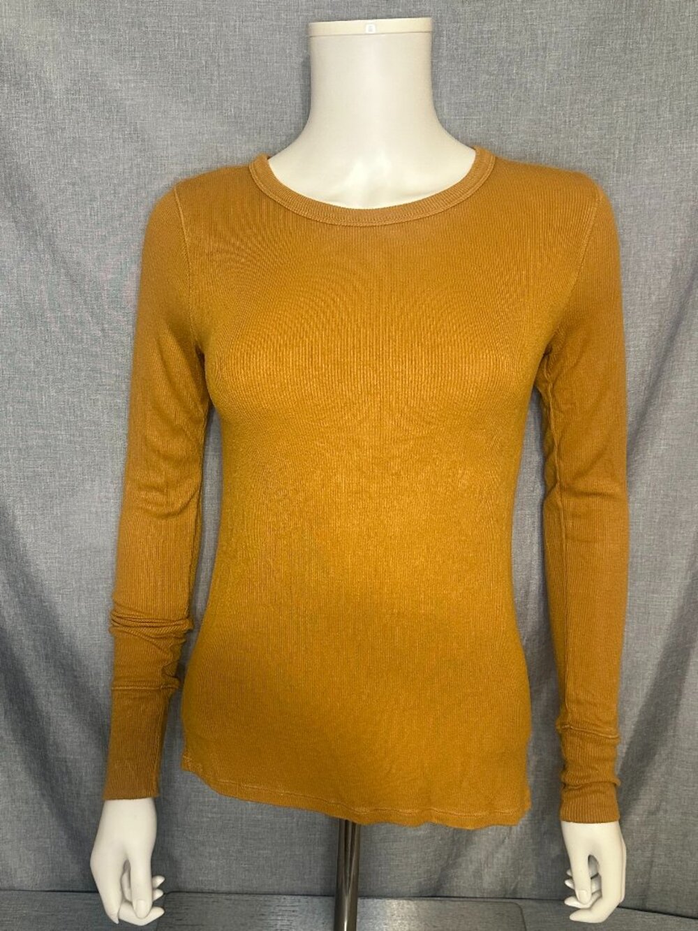 SO Women's Yellow Ribbed Knit Long Sleeve Top Medium Soft Cozy Stretchy